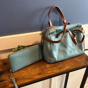 Fossil Rachel Satchel teal with matching wallet - like new condition